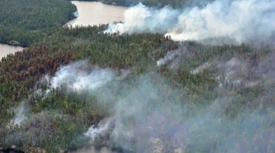 kenora51friday-2 Large Forest Fire In Kenora Area Now Being Held