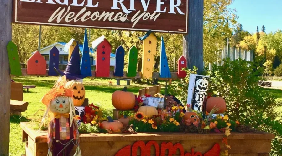 Welcome To Fall In Eagle River