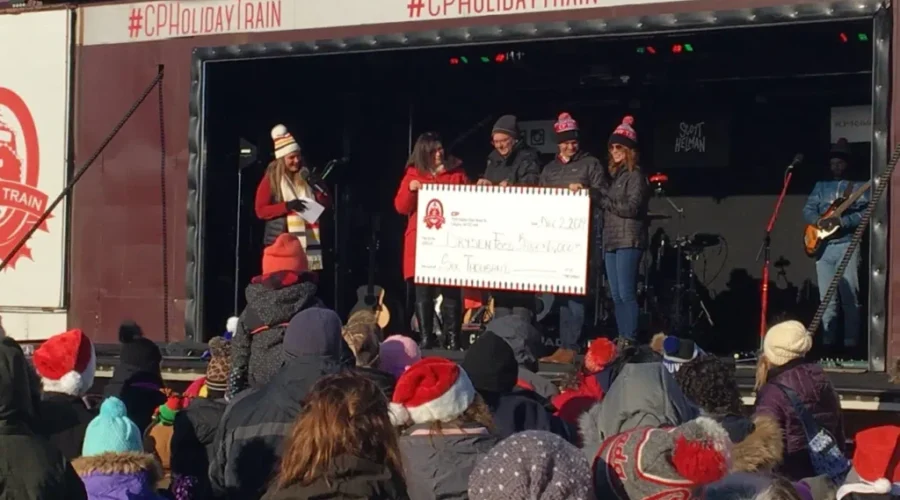 CP Holiday Train Entertains Dryden