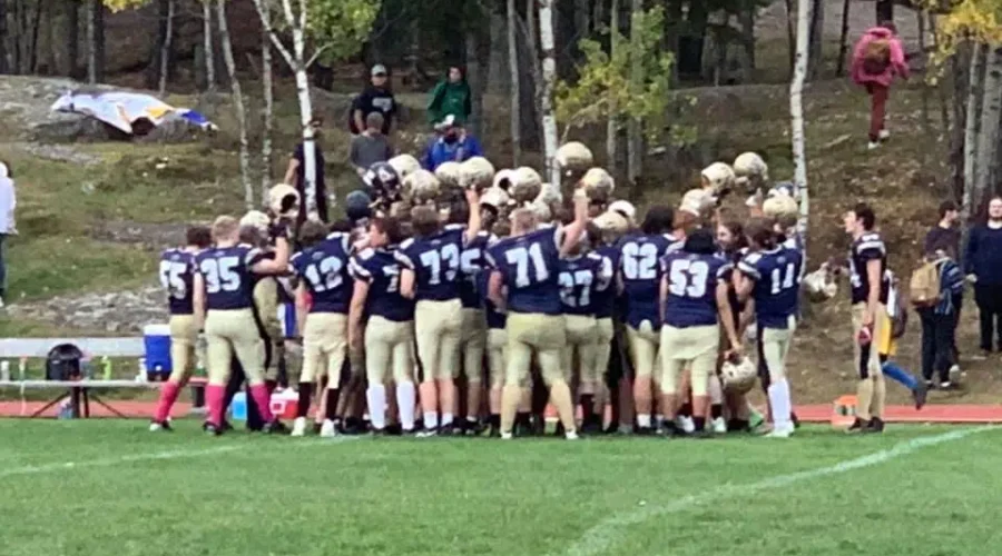 moniqueledoux-1-1 DHS Football Team Looking For Perfect Regular Season