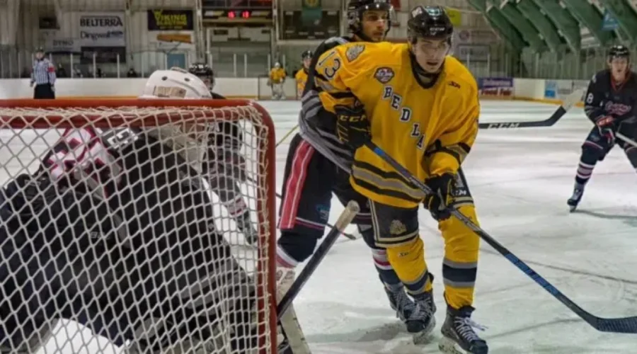 Two Home Wins For Red Lake Miners