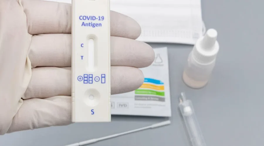 Provincial Officials Address Antigen Test Rollout