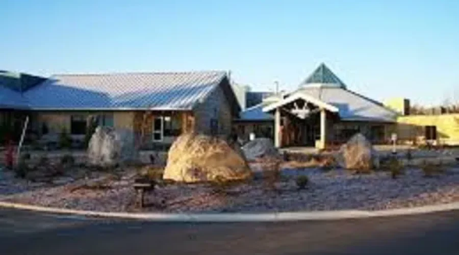 menoya COVID Outbreak At Sioux Lookout Hospital