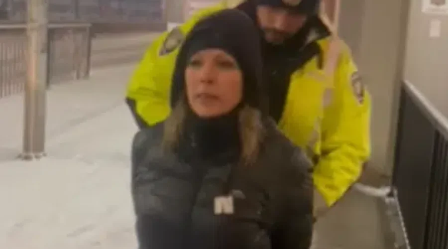 tamaralicharrest Police arrest protest organizers, set up perimeter around downtown Ottawa