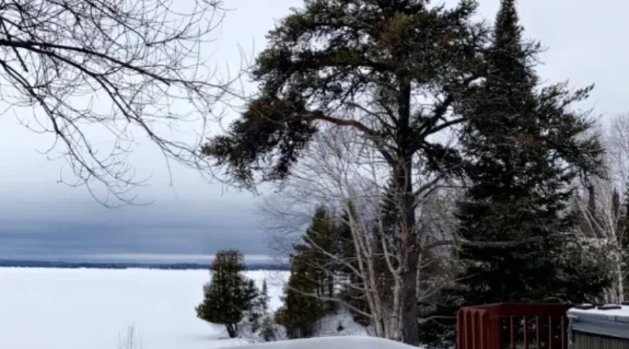 ominous-sky-wednesday-in-dryden-overlooking-wabigoon-lake-photo-by-lynne-slack-1 Darkness Looming