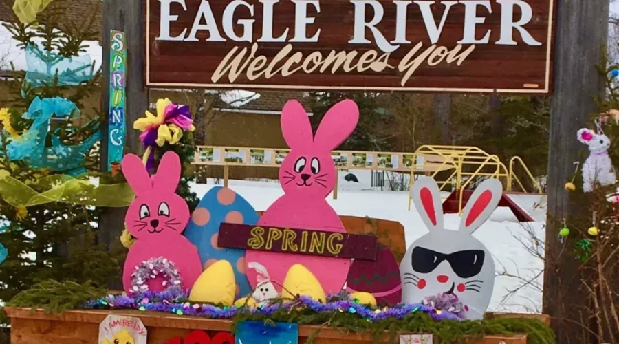 Volunteers Mark The Season