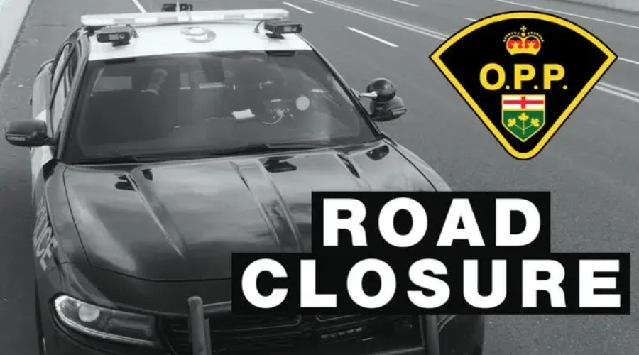 roadclosure-1 Serious Crash Closes Highway 17 East