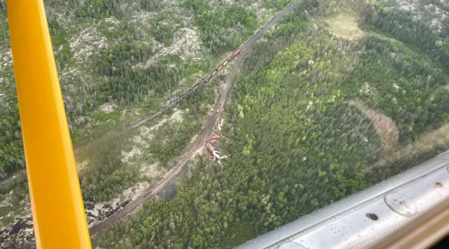 train1-scaled-2 Train Derailment Under Investigation