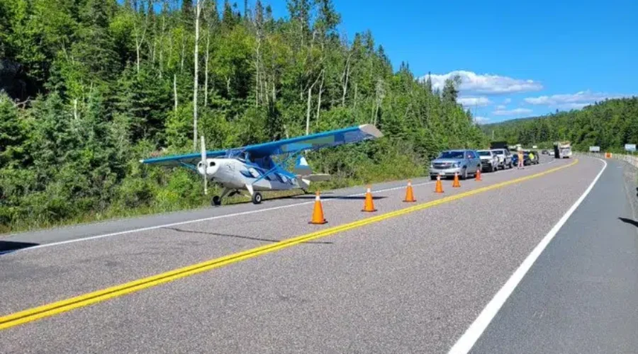 Plane Lands On Highway 17