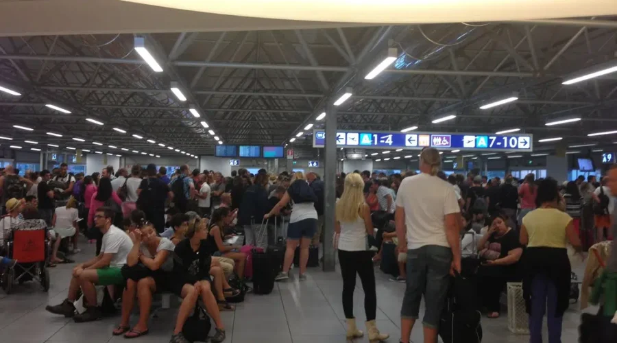 9566591632_035e9faef6_b-1 New Refund Rules In Place For Flight Delays