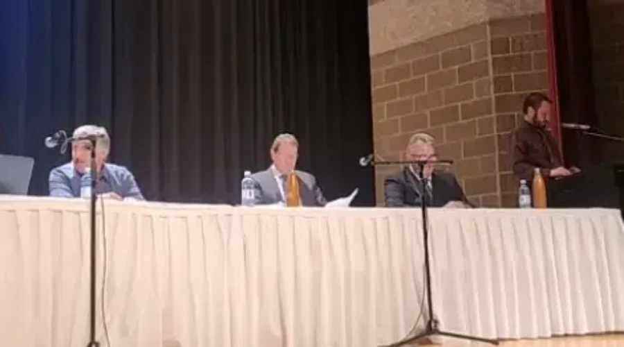 drydebate Social Issues/Indigenous Relations Highlight Dryden Forum