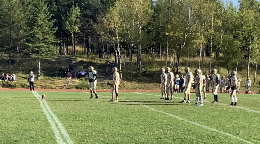 eagles-1 Eagles Football Team At Home In Big Game