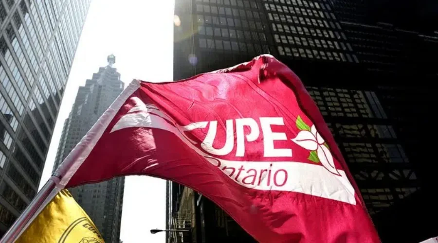cupe-flag CUPE To Vote On Latest Offer For 2 Weeks