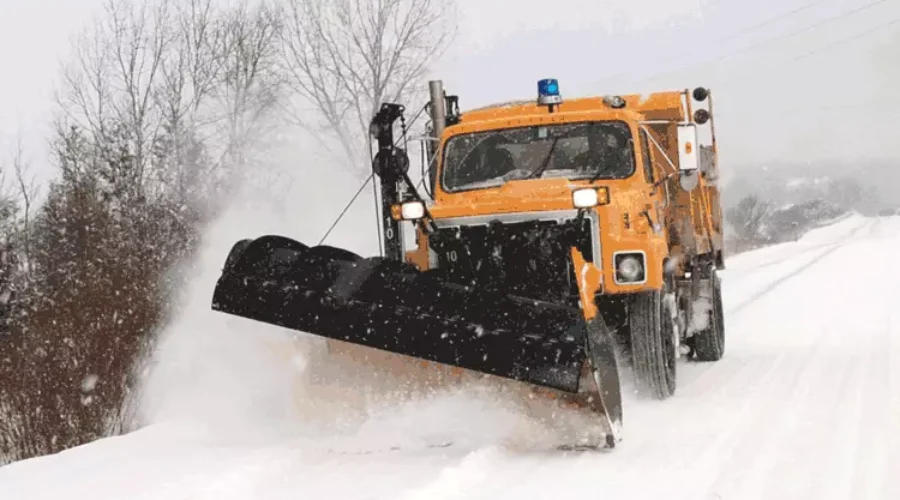 snow-plow-2 NDP Member Sees Reclassification of Hwys 11/17