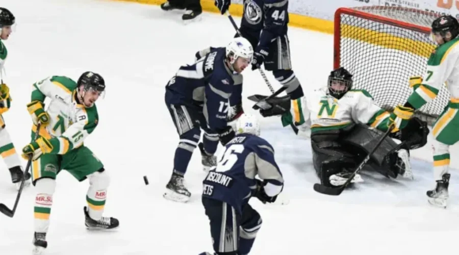 Ice Dogs Score Late To Earn Win In Thunder Bay