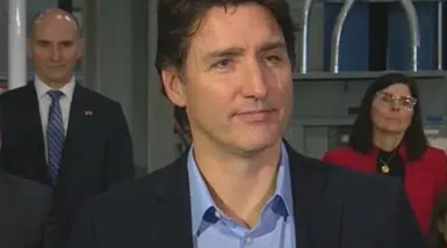 PM Announces Health Care Meeting With Premiers