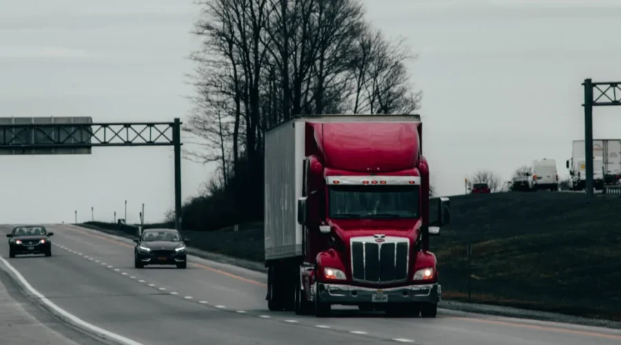 xmWlqeYtcQQ-scaled-1 Penalties Now In Play For Truckers Not Using Device To Log Driving Hours