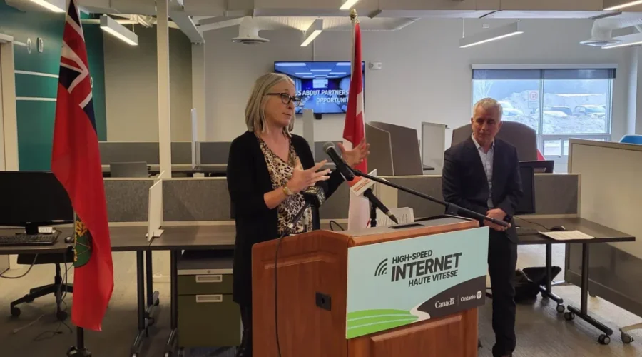 broadband-announcement-2 $61 million for broadband access