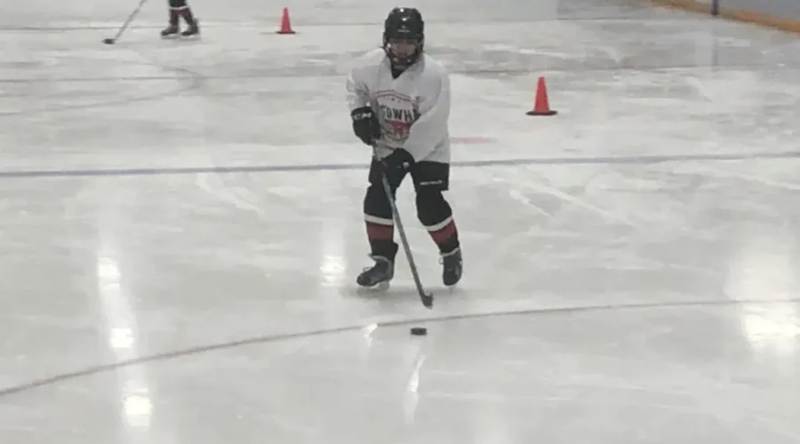 Area youth participate in Little NHL