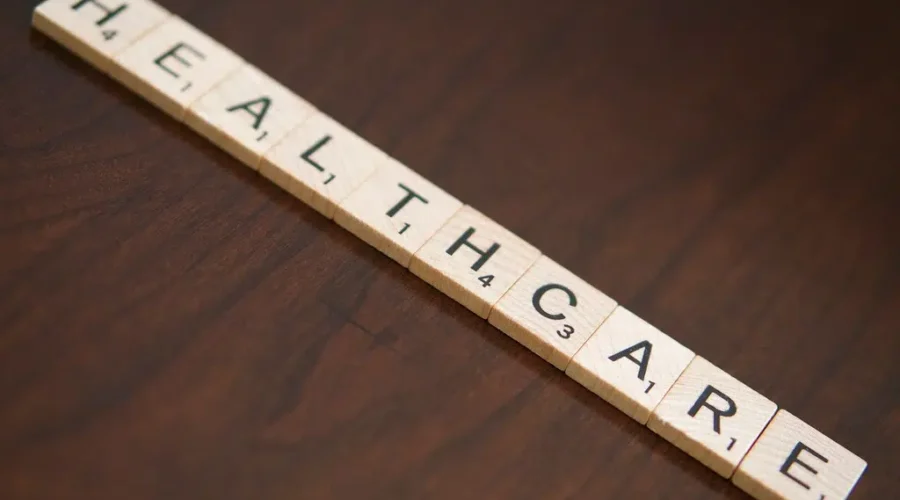 17131232424_c4324eaef4_b Majority of Canadians in favor of private healthcare: poll