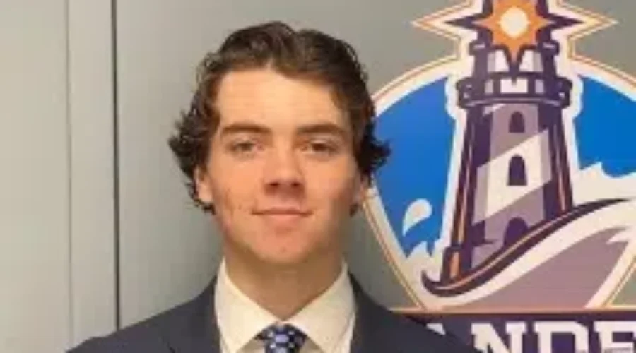 evan-armit-submitted Armit commits to play in NCAA Division 3