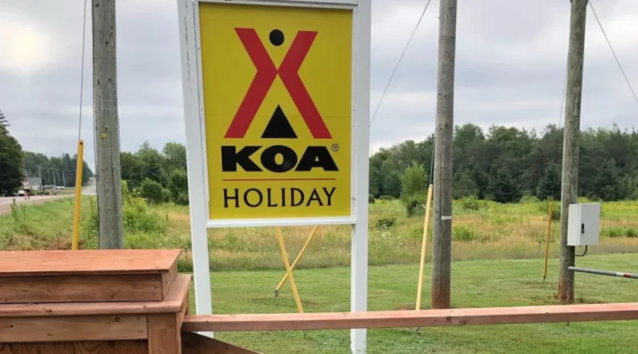 koa-sign Survey finds younger Canadians becoming campers