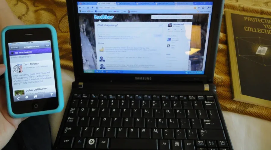 4900243736_d0e443f6cb_b NDP to study broadband services