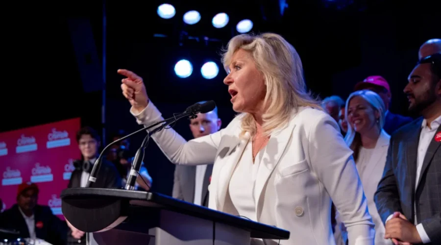 Mississauga Mayor makes it official