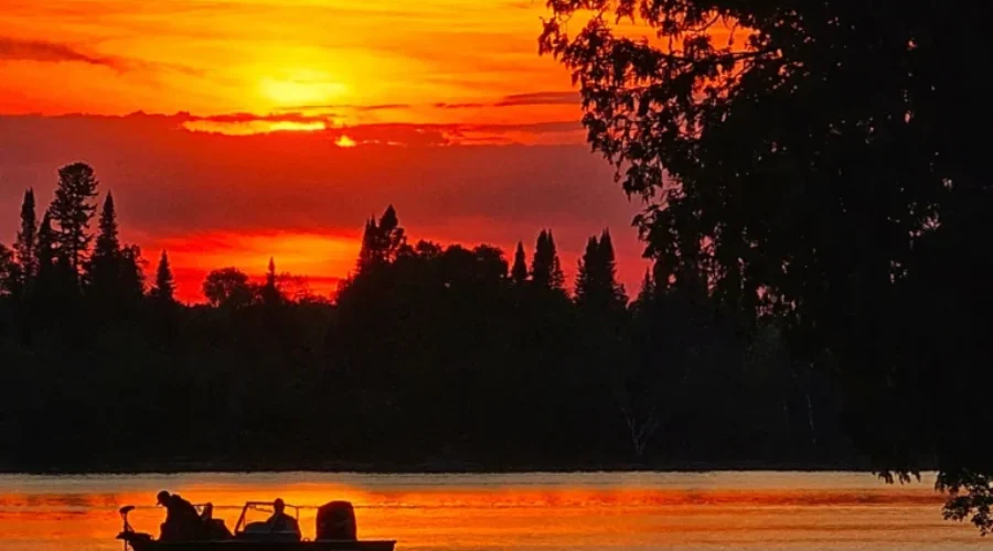 Cedar Point Lodge on Eagle Lake