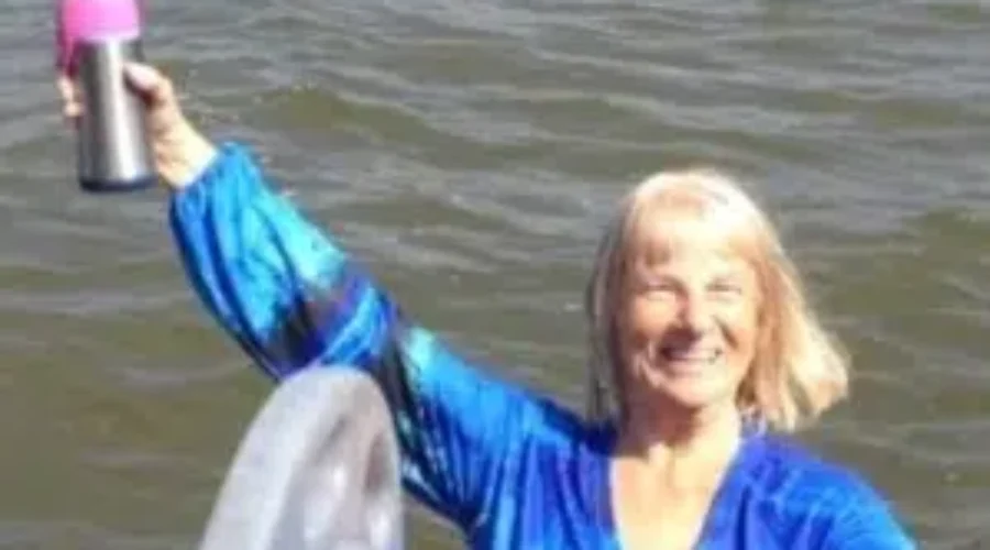 thunder-lake-swimming-sunday-water-temp-19-carol-photo-by-don-brooks Thunder Lake Swimming