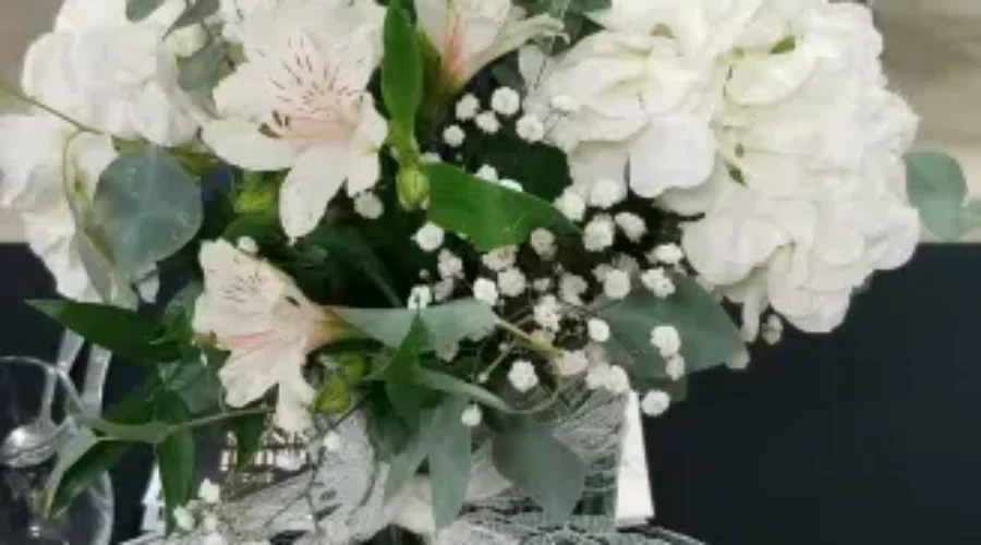 Chukuni hands out business awards