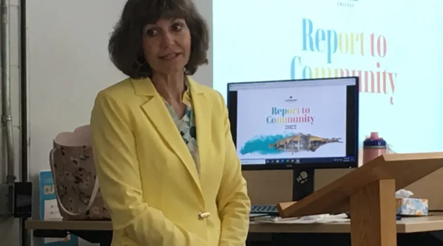 kathleen-lynch-kenora Lynch retiring at Con College