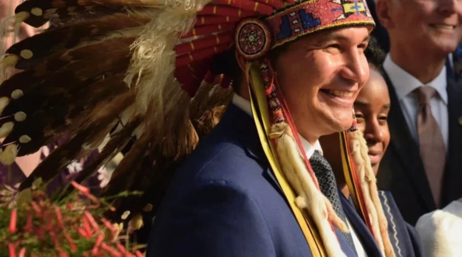 Kinew sworn in as Manitoba premier