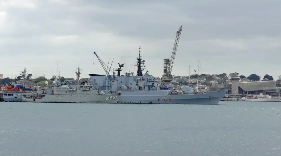 17033285041_30dc25fdc5_b Canadian navy in ‘critical state’ as staffing suffers: Vice-Admiral