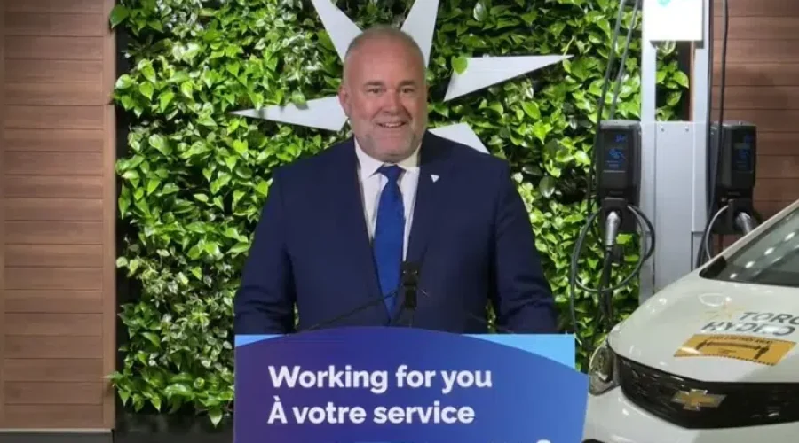 Ontario’s education minister resigns