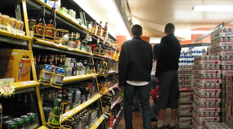 13167475_63c8118b76_b Concern expressed with expanded of beer sales