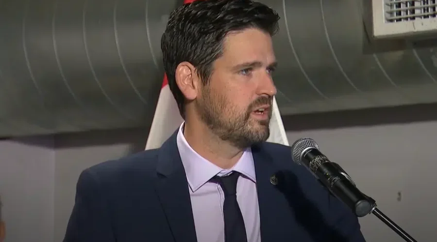 sean-fraser-immigration-1 Feds to develop catalogue for quick housing builds