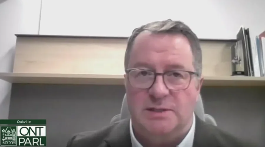 AMO seeks new deal with province