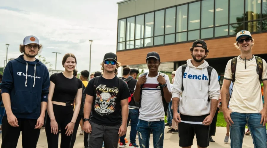 confederation-college-orientation-2023-2 18-21 age group showing an upswing