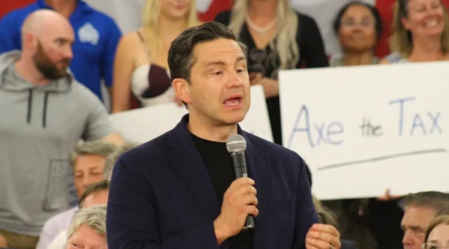 pierre-1 Liberals survive Conservatives’ non-confidence motion