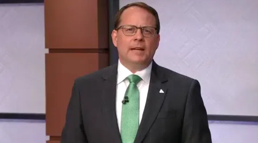 mike-schreiner-debate-1 Green Party leader tours region