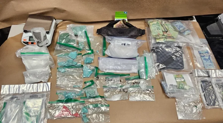 img-1070 OPP seize a large amount of drugs in Kenora