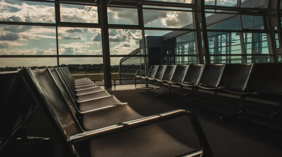 381303632 Man facing charges after gun found at Thunder Bay airport