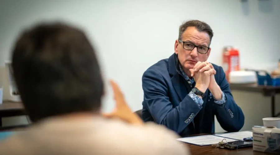 greg-rickford-in-seine-river-tom-thompson-photo-apr-20-1024x682-1-1 Northern Development Minister not thinking election