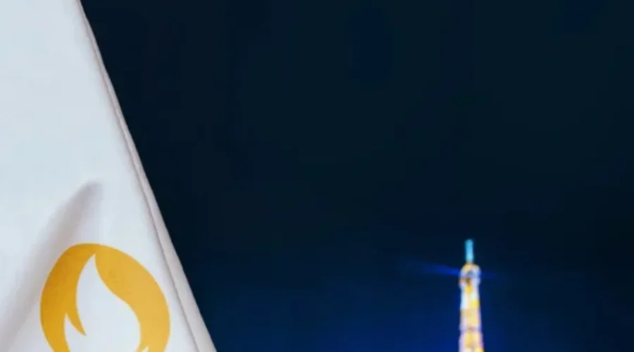 Summer McIntosh qualifies for 400m I.M. final