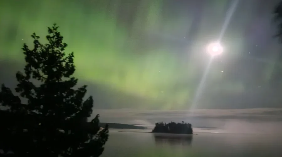 Thunder Lake Northern Lights