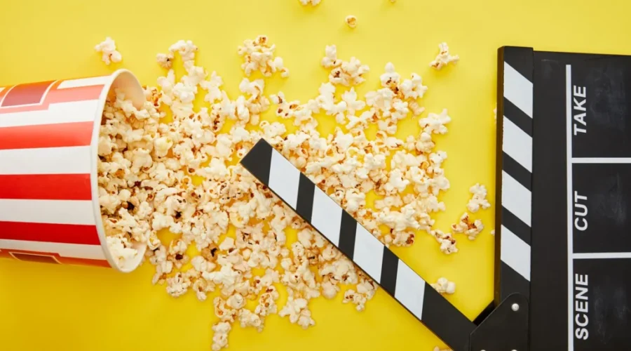 299694800 Cineplex introduces free refill program for popcorn, drinks