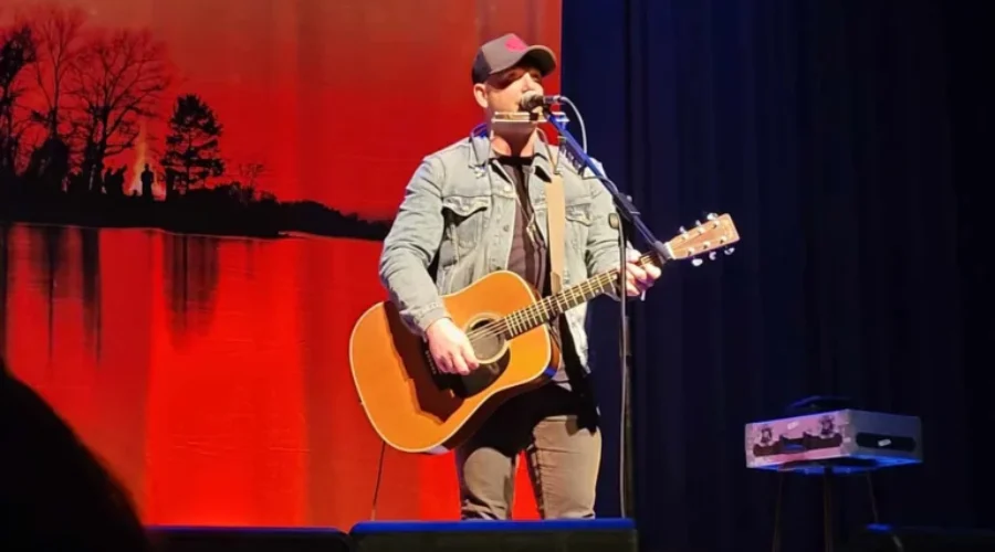 Tim Hicks brings Campfire Troubadour Acoustic Duo to Dryden