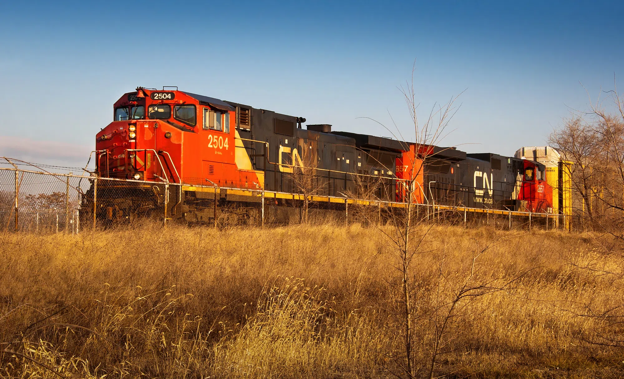 Unifor members ratify agreement with CN
