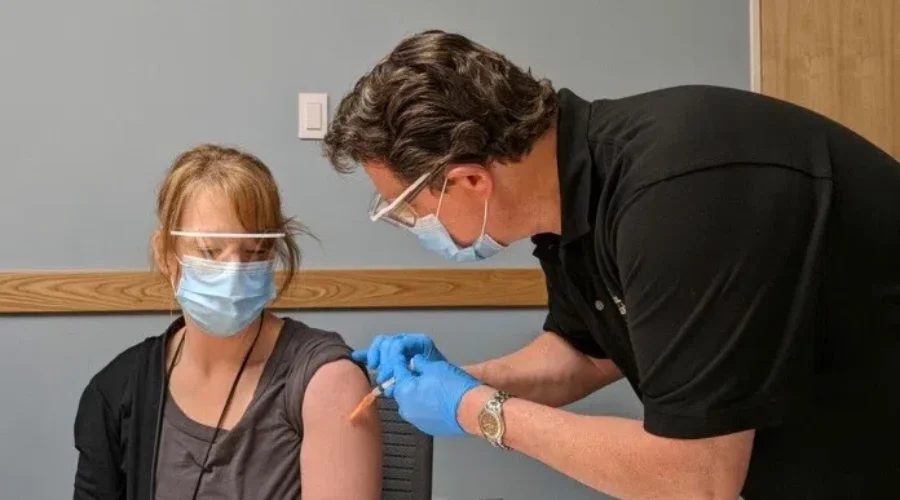 covid-19-vaccine-administered-to-health-care-worker-st-louis-county-mn Origins of COVID 19 identified five years ago